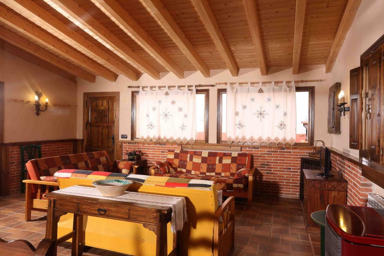 Fuente el Sauz La Casa Del Abuelo Simon旅馆 外观 照片